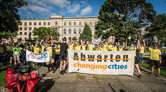 Changing Cities ist ein Verein, der sich für die Förderung nachhaltiger Mobilitätskonzepte in deutschen Städten einsetzt.