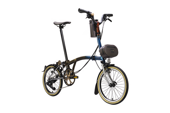 Das Zubehör sieht nicht nur schick am Jubiläumsbike aus ...