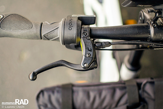 Einstellbare Bremshebel erlauben eine individuelle Anpassung an Handgröße und Griffkraft.