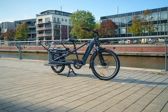 Groß (ETHREE 500 BLEU ABYSSE - 8931608 - 002 --- Expires on 06-01-2030)