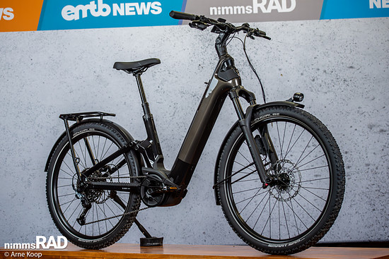 Das Centurion Country R2000 LX ABS kostet 5.699 € und will ein Maximum an Komfort bieten.