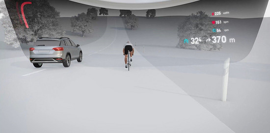 Helm-Visier mit HUD-Anzeige: Geschwindigkeit, Herzfrequenz, Wattzahl.
