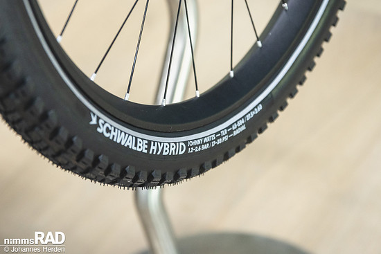 Der neue Hybrid Johnny Watts.