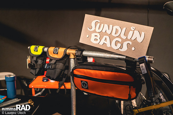 Sundlin Bags ist eine One-Woman-Show mit beachtlichem Output und einem tollen Sortiment handgefertigter Fahrradtaschen.