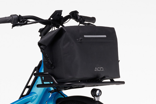 Die optional erhältliche Tasche von ACID bietet 40 Liter Volumen.